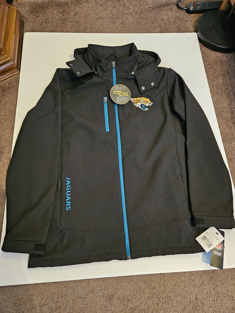 Jacksonville Jaguars NFL G-III Apparel Group Men's Large Soft-Shell Coat
